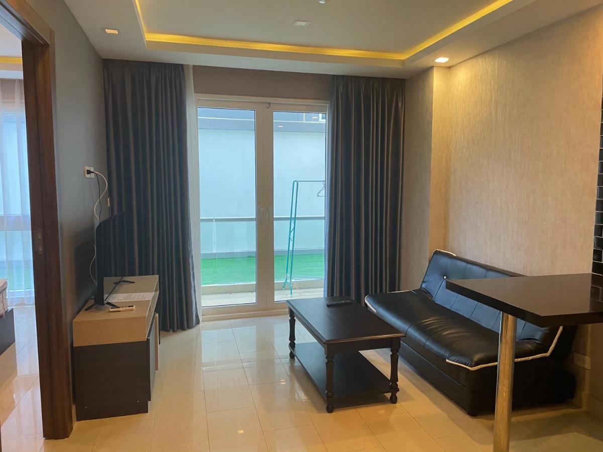 Grand Avenue Soi Buakhao By Daisy Apartment Pattaya Exterior photo